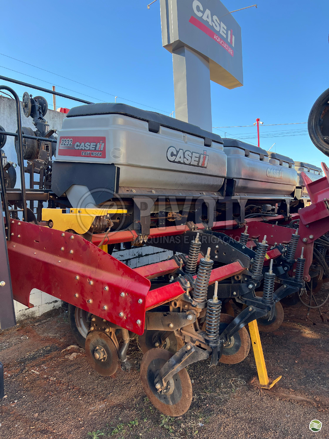 PLANTADEIRA CASE EASY RISER 3232 Pivot Máquinas - Case  GOIANIA GOIAS GO